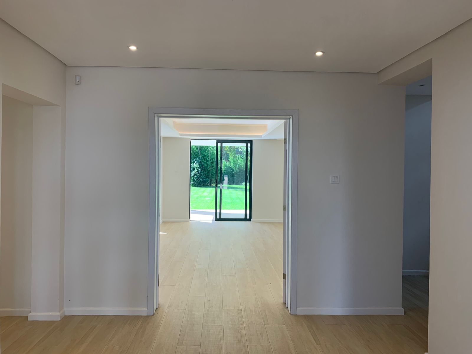 Elegant 5-Bedroom Townhouse for Rent in Kyuna