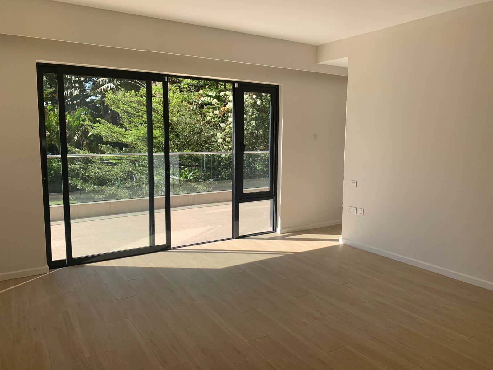 Elegant 5-Bedroom Townhouse for Rent in Kyuna