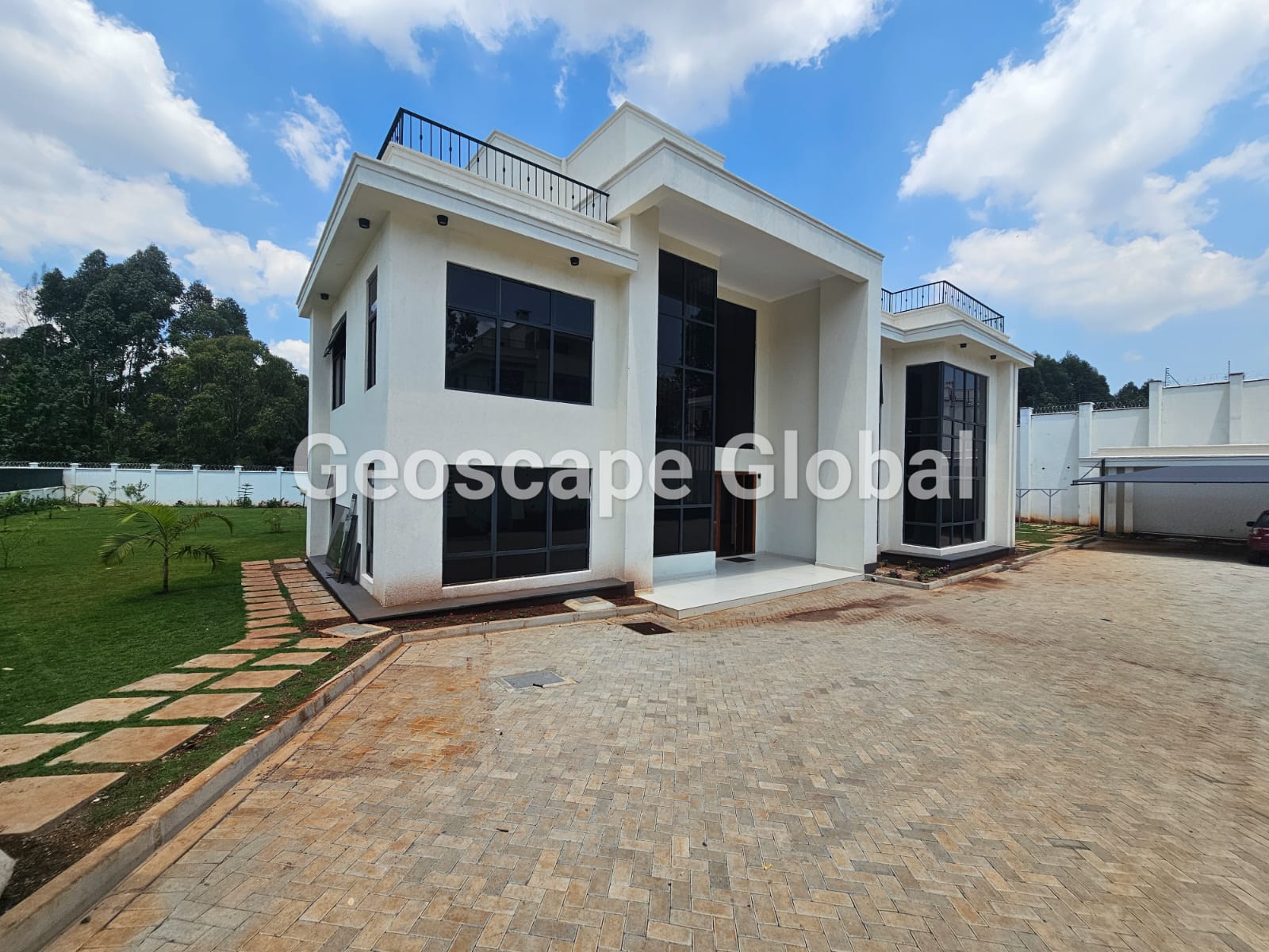 Kyuna – 5 Bedroom House for Rent