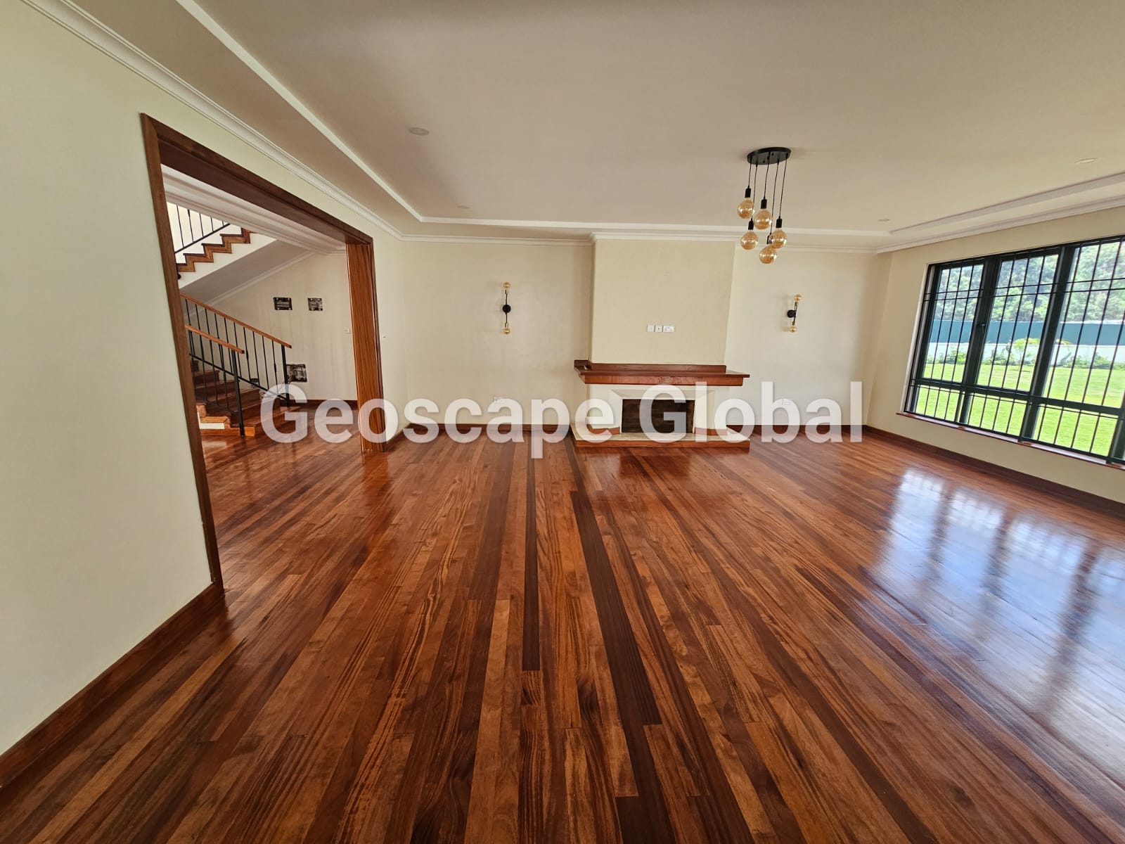Kyuna – 5 Bedroom House for Rent