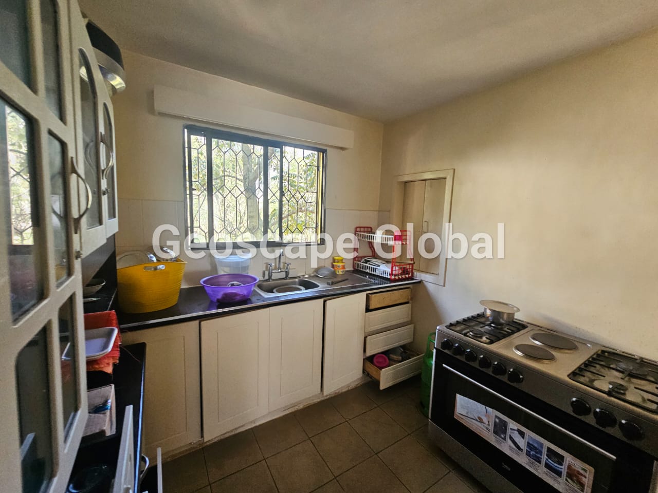 Spacious 3-Bedroom Apartment for Sale in Nyayo Embakasi
