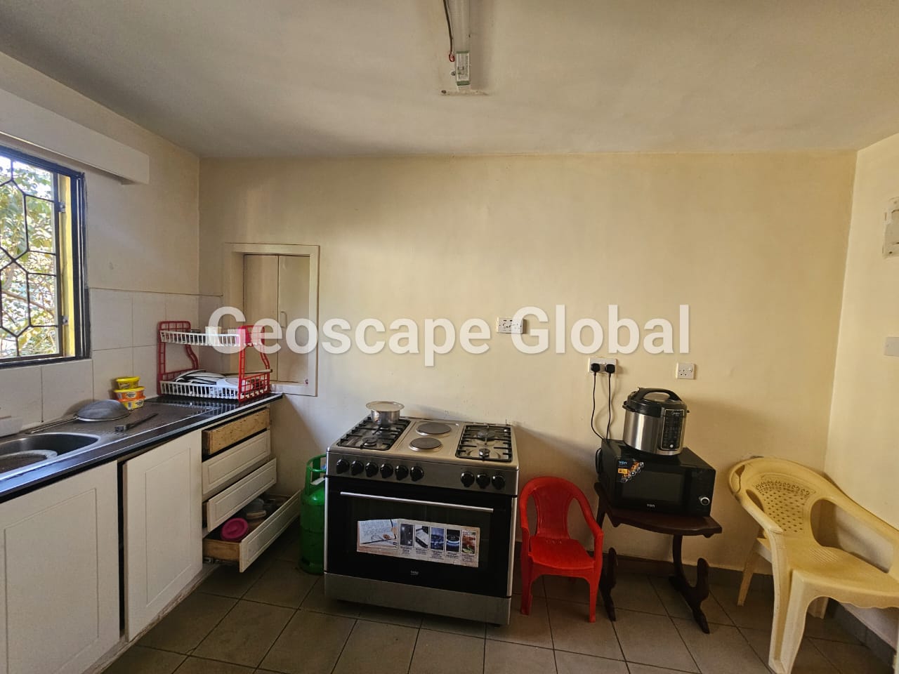Spacious 3-Bedroom Apartment for Sale in Nyayo Embakasi