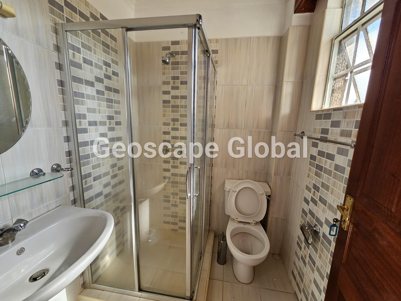For Rent: 4-Bedroom Villa in Nyari