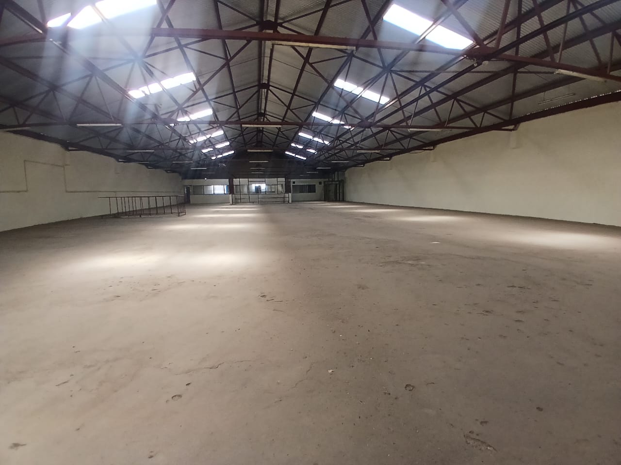 20,000 SQ. FT WAREHOUSE/GODOWN – INDUSTRIAL AREA