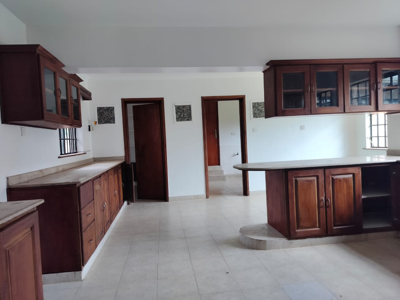 For Rent: 5-Bedroom Villa in Karen