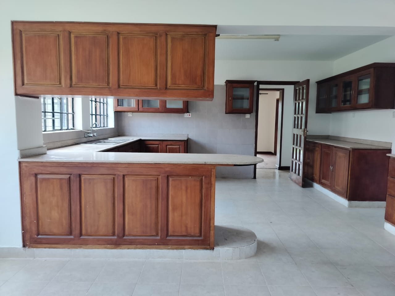 For Rent: 5-Bedroom Villa in Karen