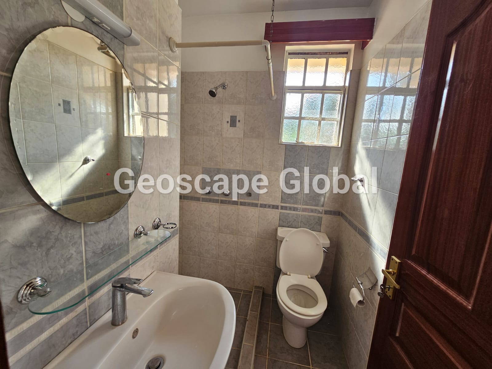 For Rent: 4-Bedroom Villa in Nyari