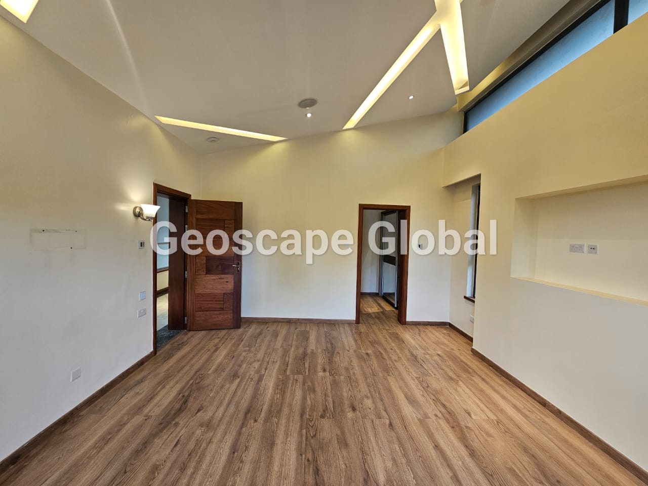 Spring Valley – Five-Bedroom Villa for Rent