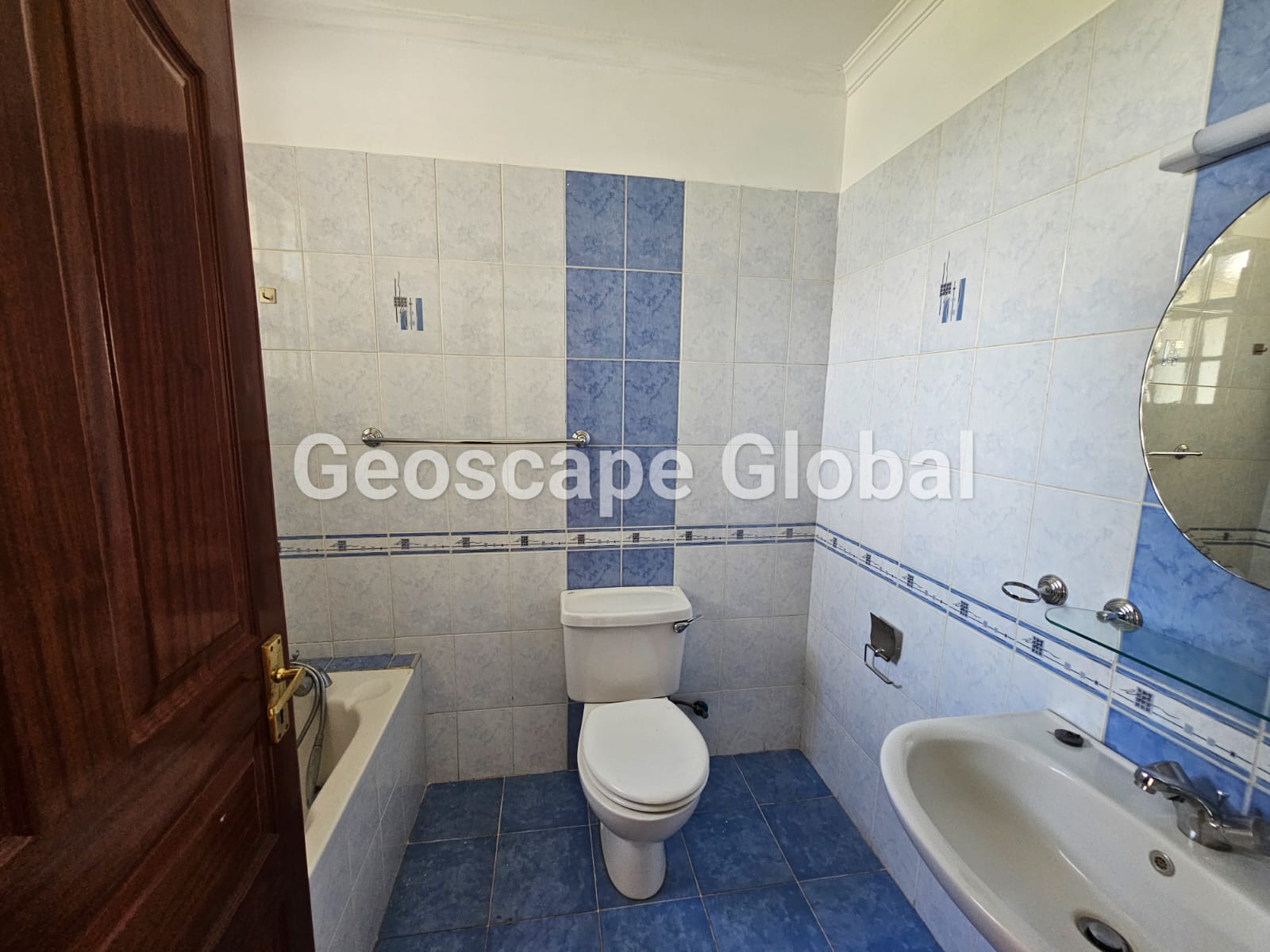 For Rent: 4-Bedroom Villa in Nyari