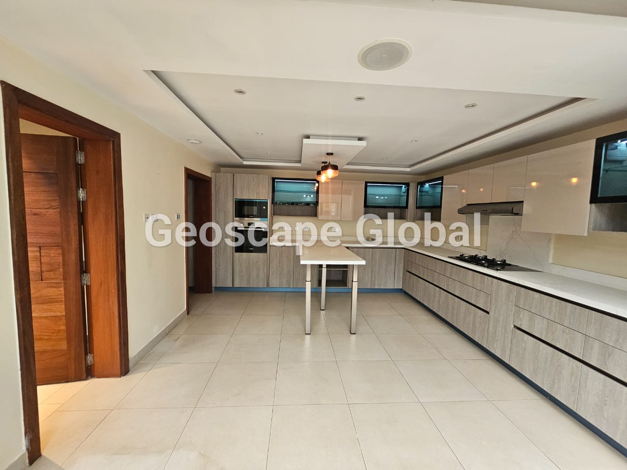 Spring Valley – Five-Bedroom Villa for Rent