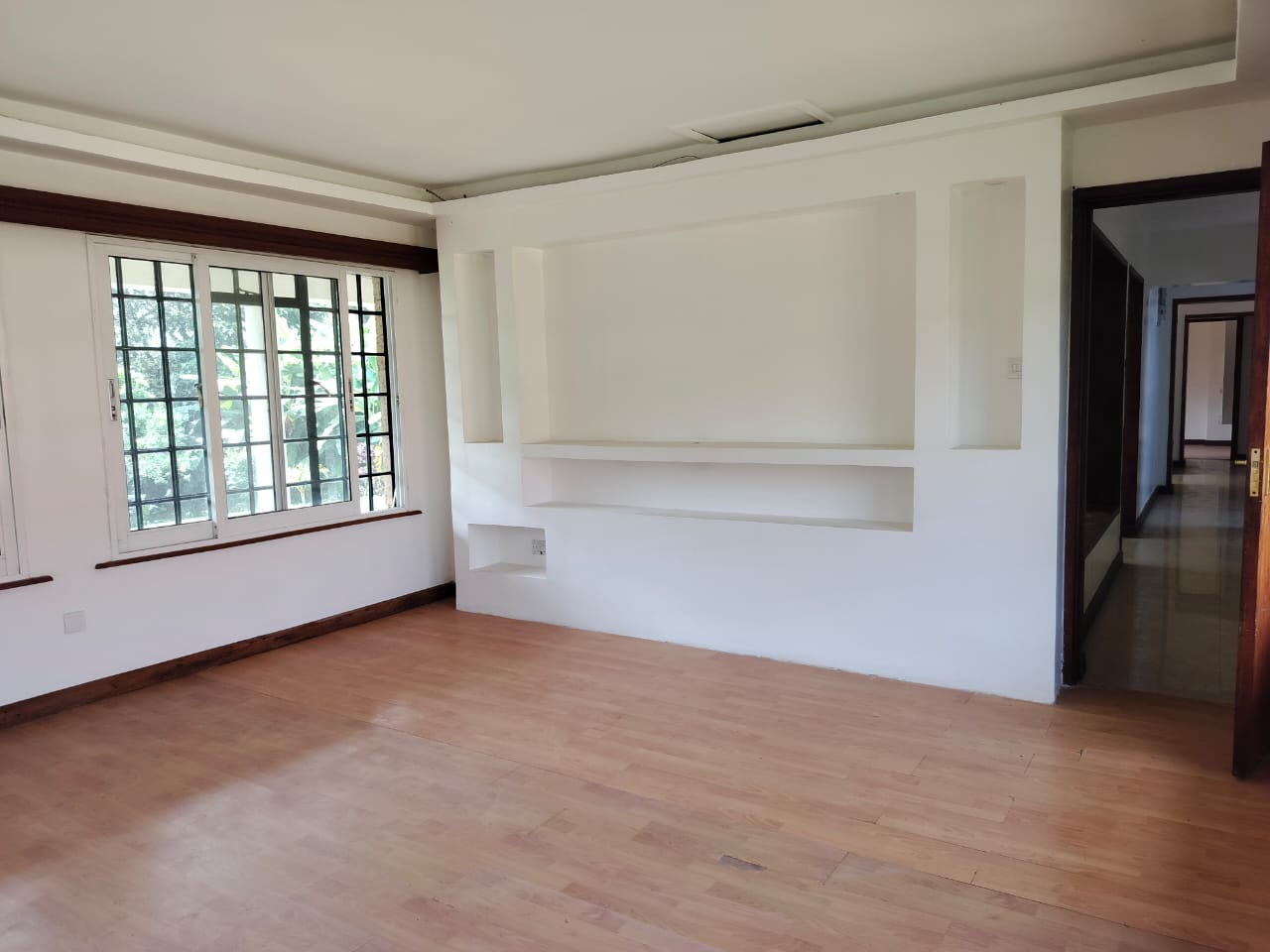 For Rent: 5-Bedroom Villa in Karen
