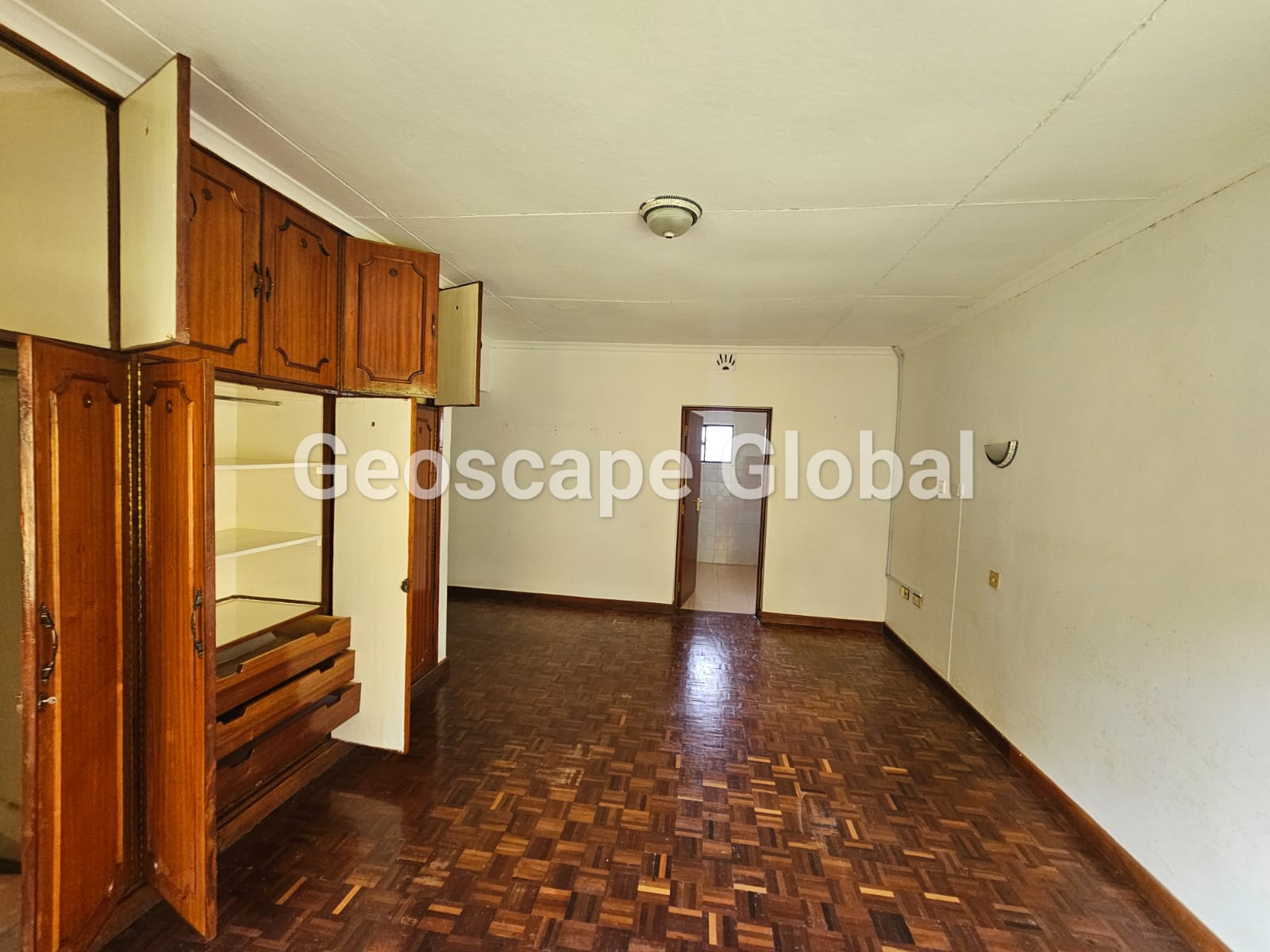 Kyuna – Four-Bedroom Cottage for Rent