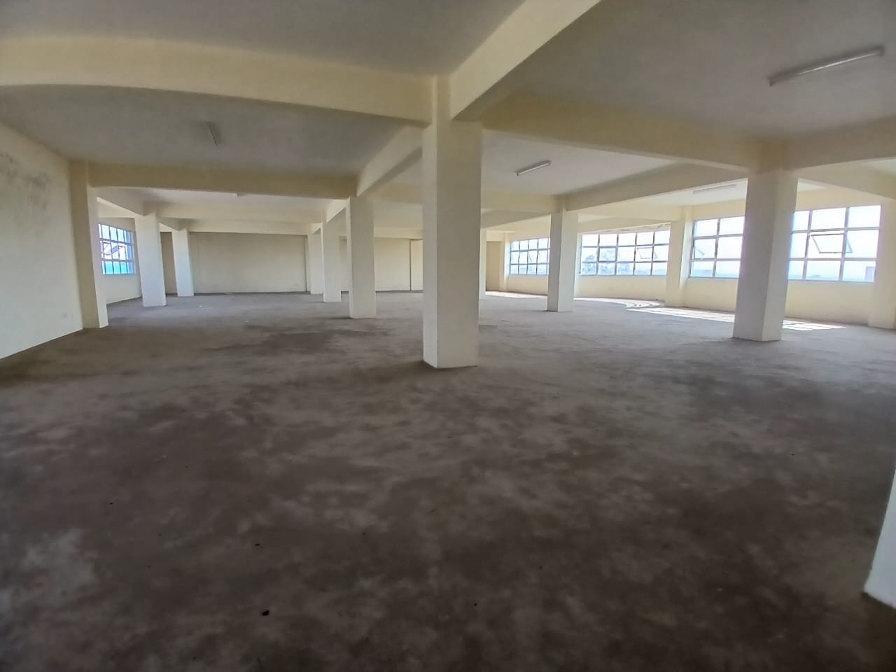 Baba Ndogo – 5,400 sq. ft ground floor storage/showroom for rent