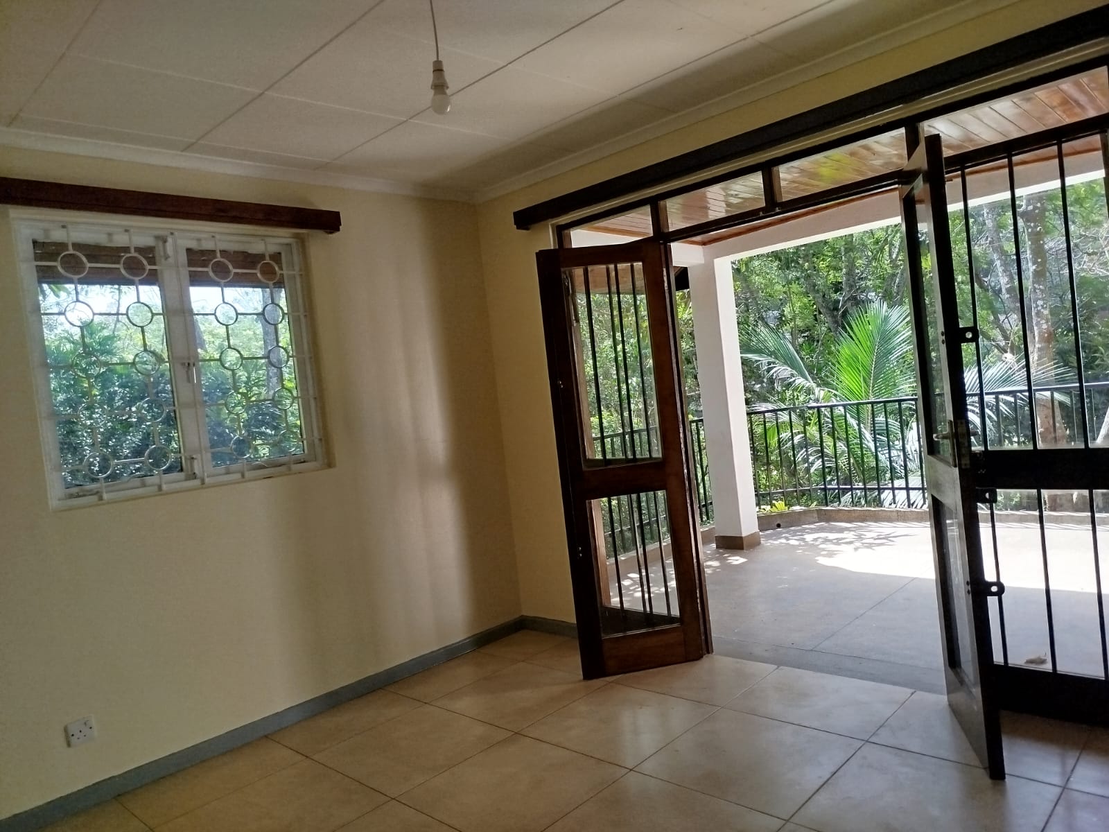 For Rent: Three-Bedroom Cottage in Kyuna