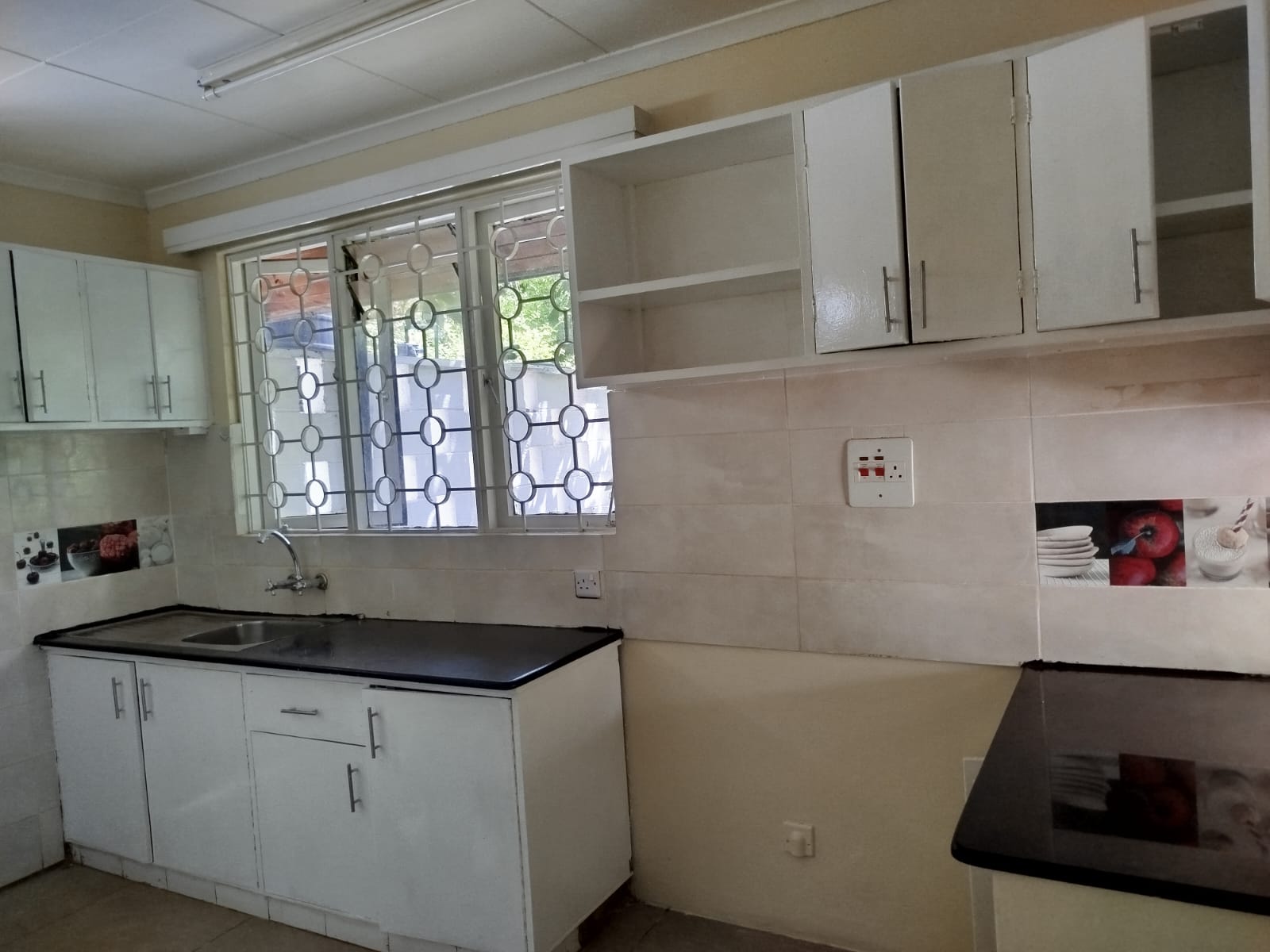 For Rent: Three-Bedroom Cottage in Kyuna