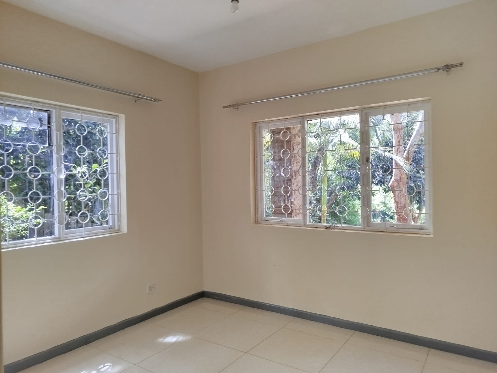 For Rent: Three-Bedroom Cottage in Kyuna