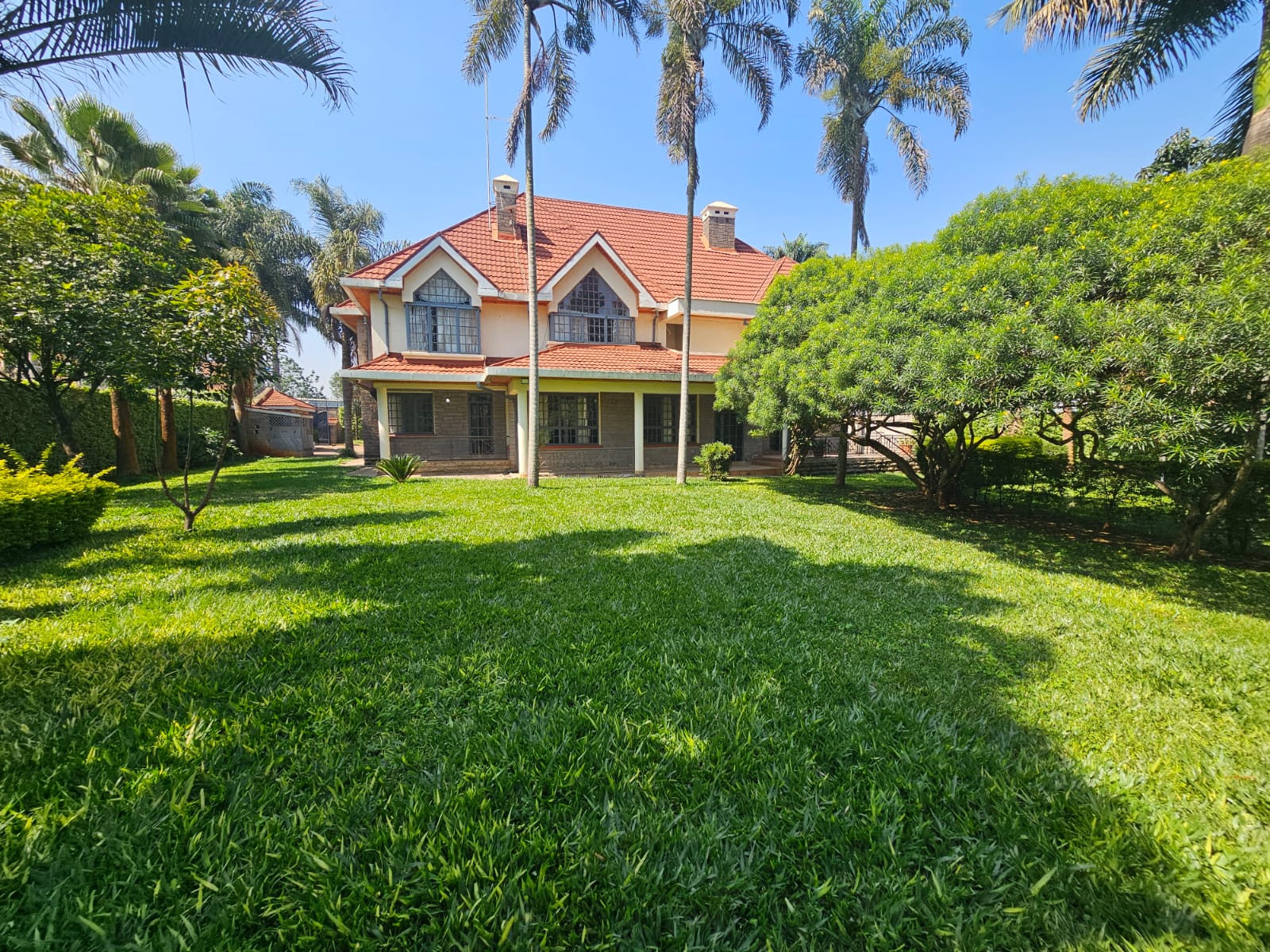 Five-Bedroom House To Let – Runda