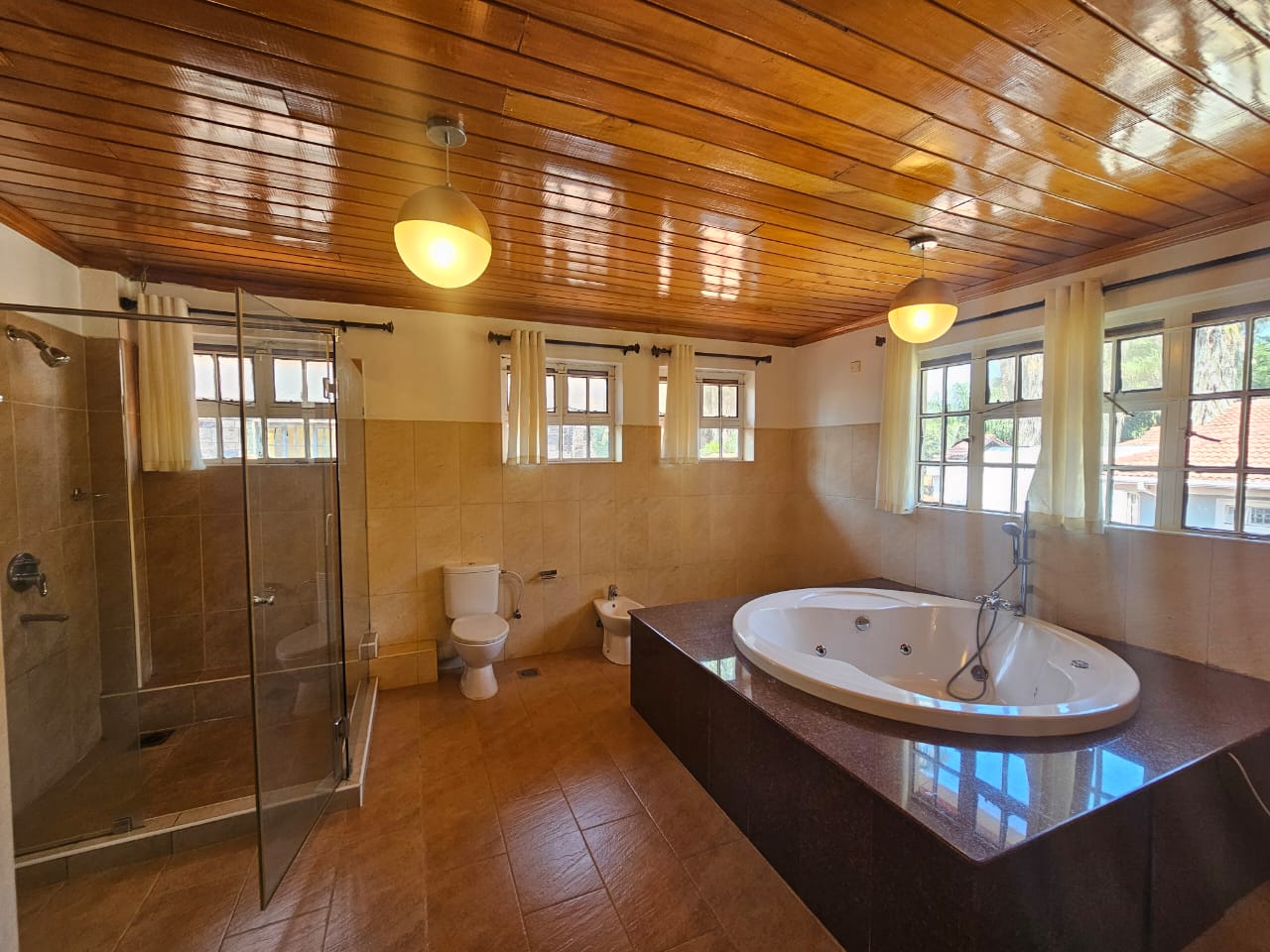 Five-Bedroom House To Let – Runda