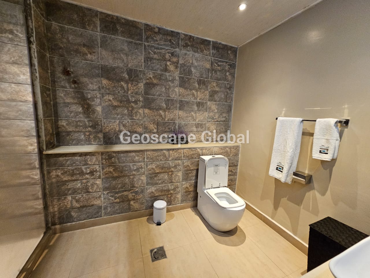Lavington – Two-Bedroom Furnished Apartment for Rent