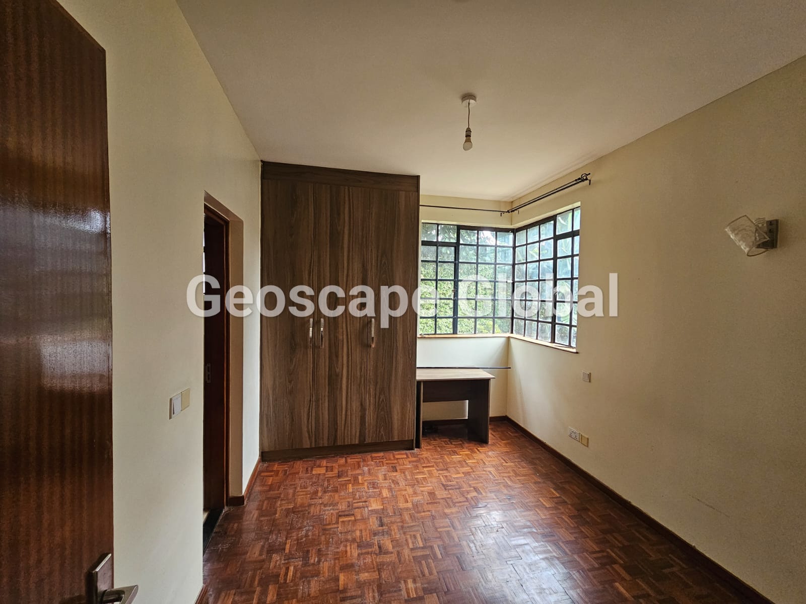 FOR RENT: FOUR-BEDROOM VILLA – KITISURU