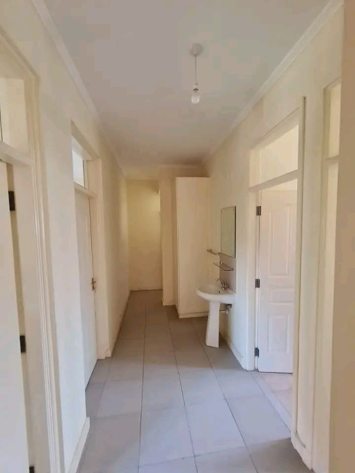 FOR SALE: THREE-BEDROOM BUNGALOW – ATHI RIVER