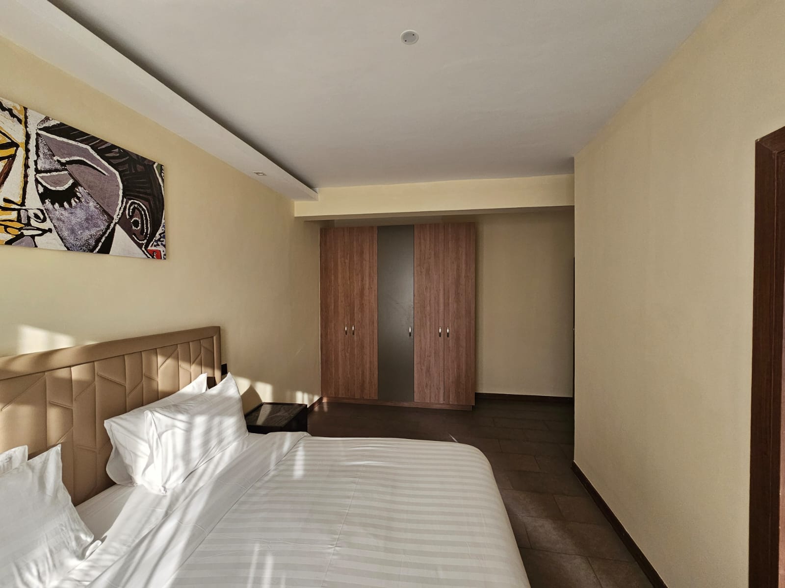 FOR RENT: SPRING VALLEY TWO-BEDROOM FURNISHED APARTMENT