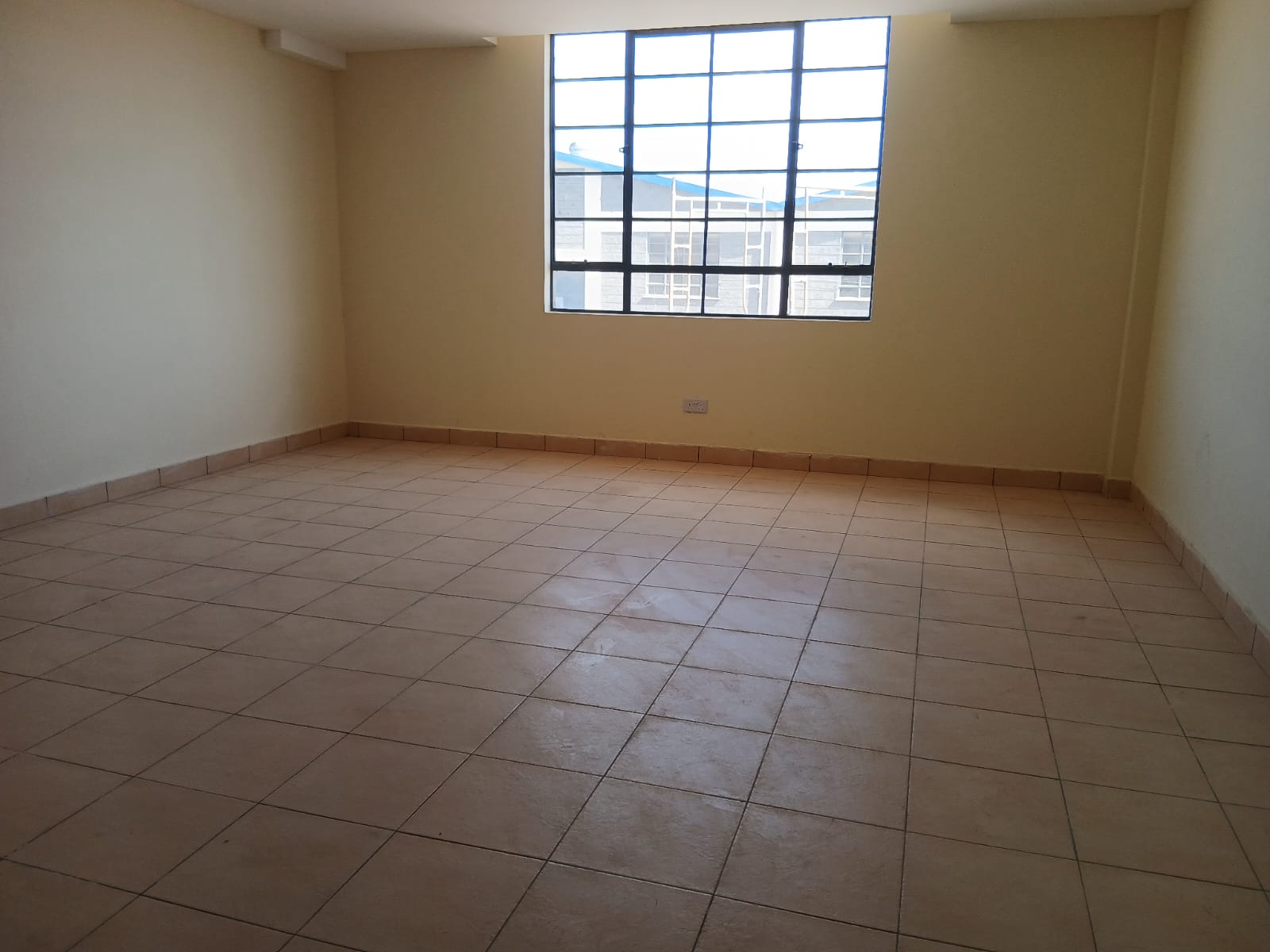 FOR SALE: Athi River – 6,136 SQ FT Warehouse