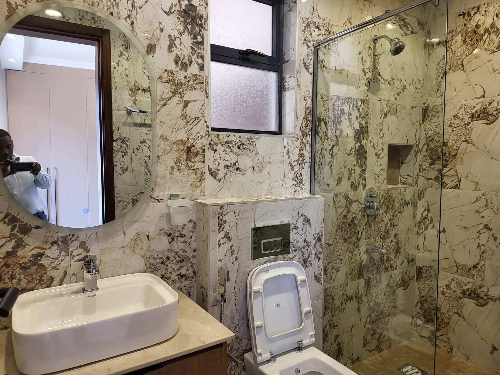 For Rent: Two-Bedroom Apartment – Brookside