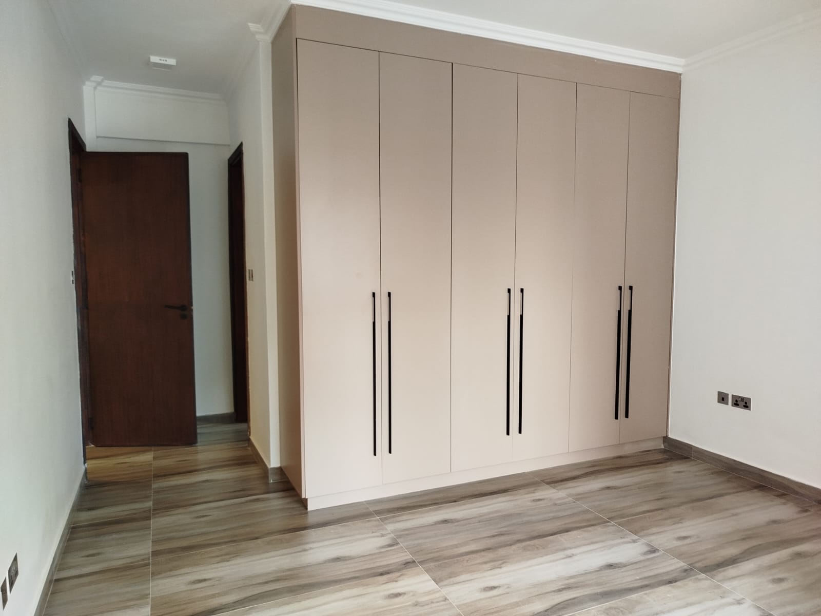 FOR RENT: Two-Bedroom Furnished Apartment – Brookside