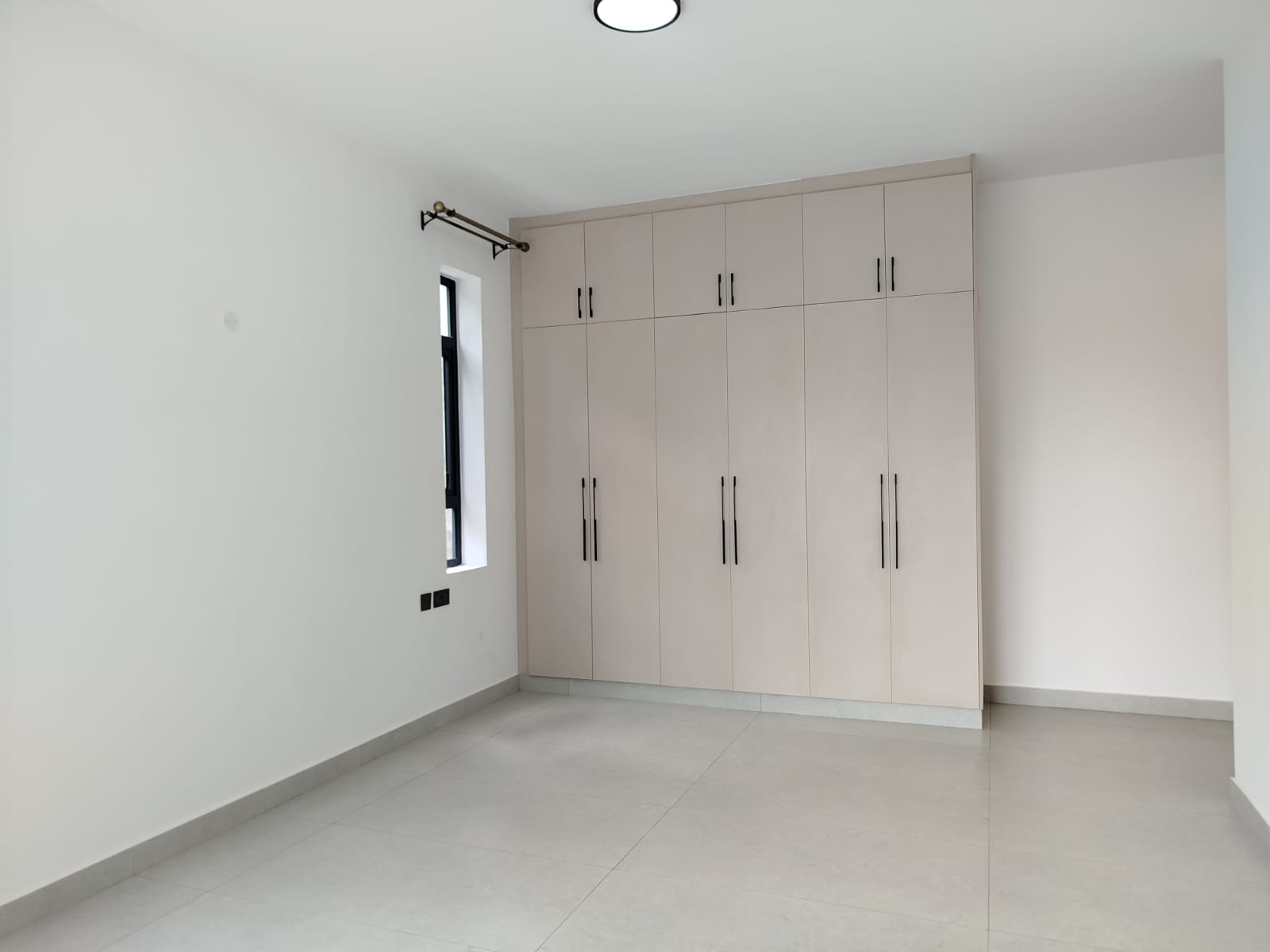 For Sale: Three-Bedroom + DSQ Apartment – Brookside