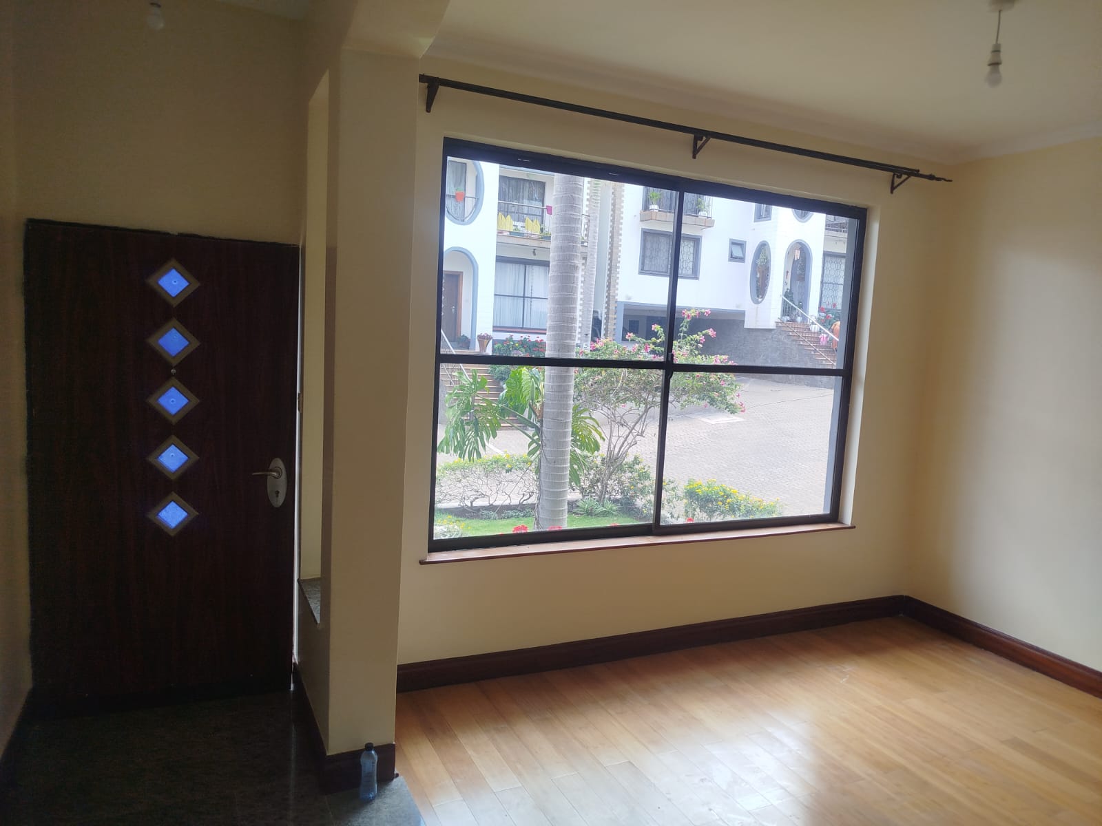 KYUNA – FIVE-BEDROOM HOUSE FOR RENT