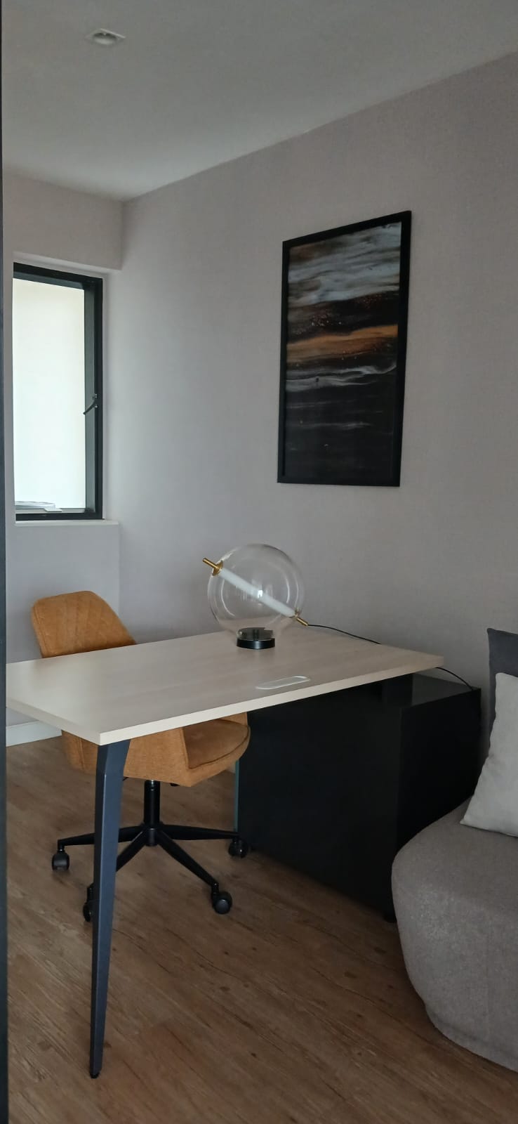 For Rent: Furnished 2-Bedroom Apartment with SQ – Brookside