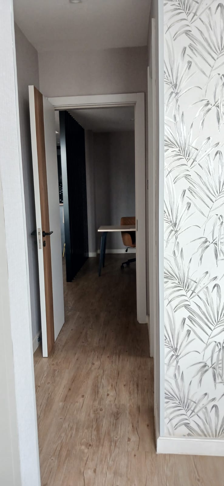 For Rent: Furnished 2-Bedroom Apartment with SQ – Brookside