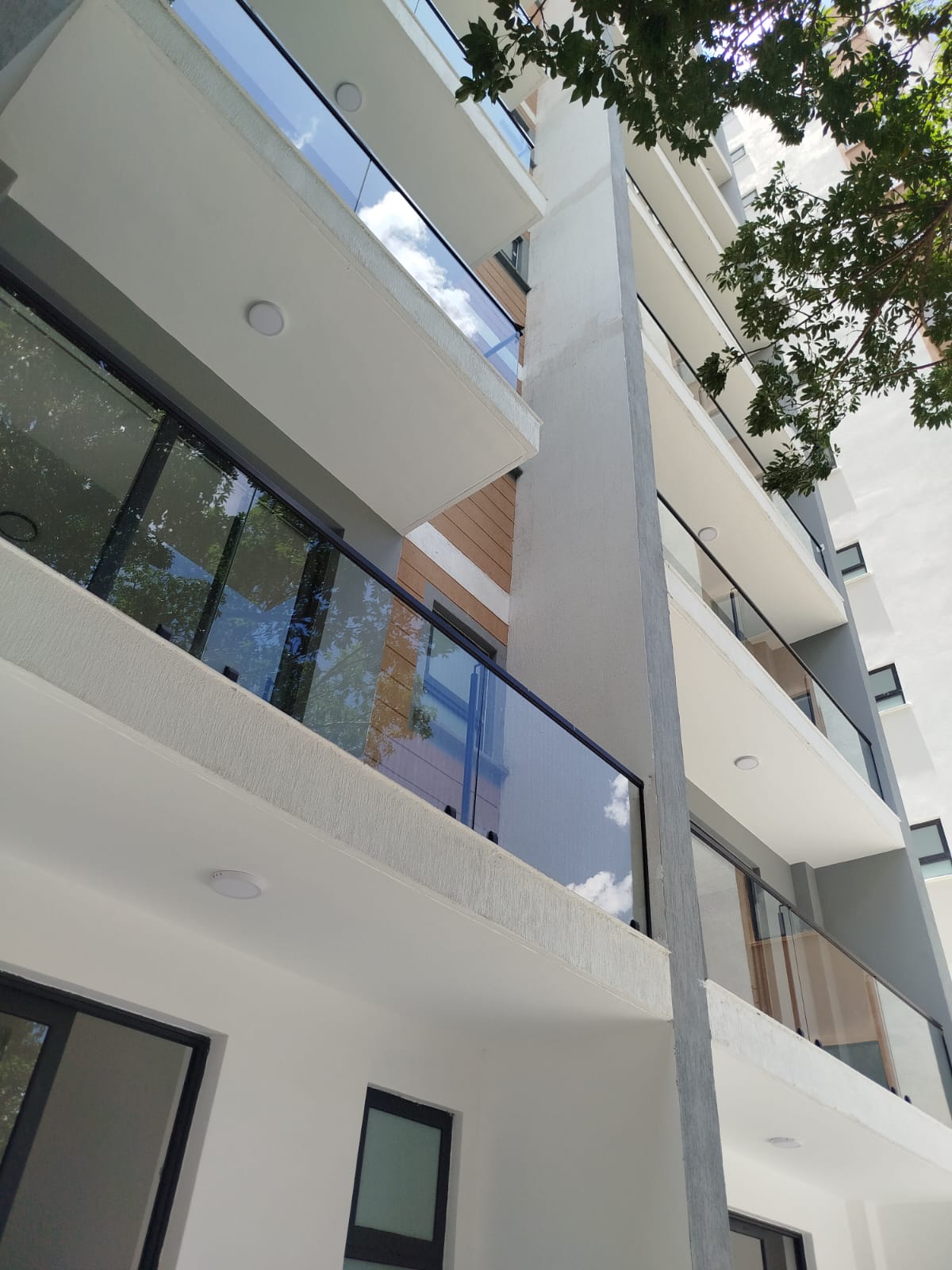 For Sale: Three-Bedroom + DSQ Apartment – Brookside