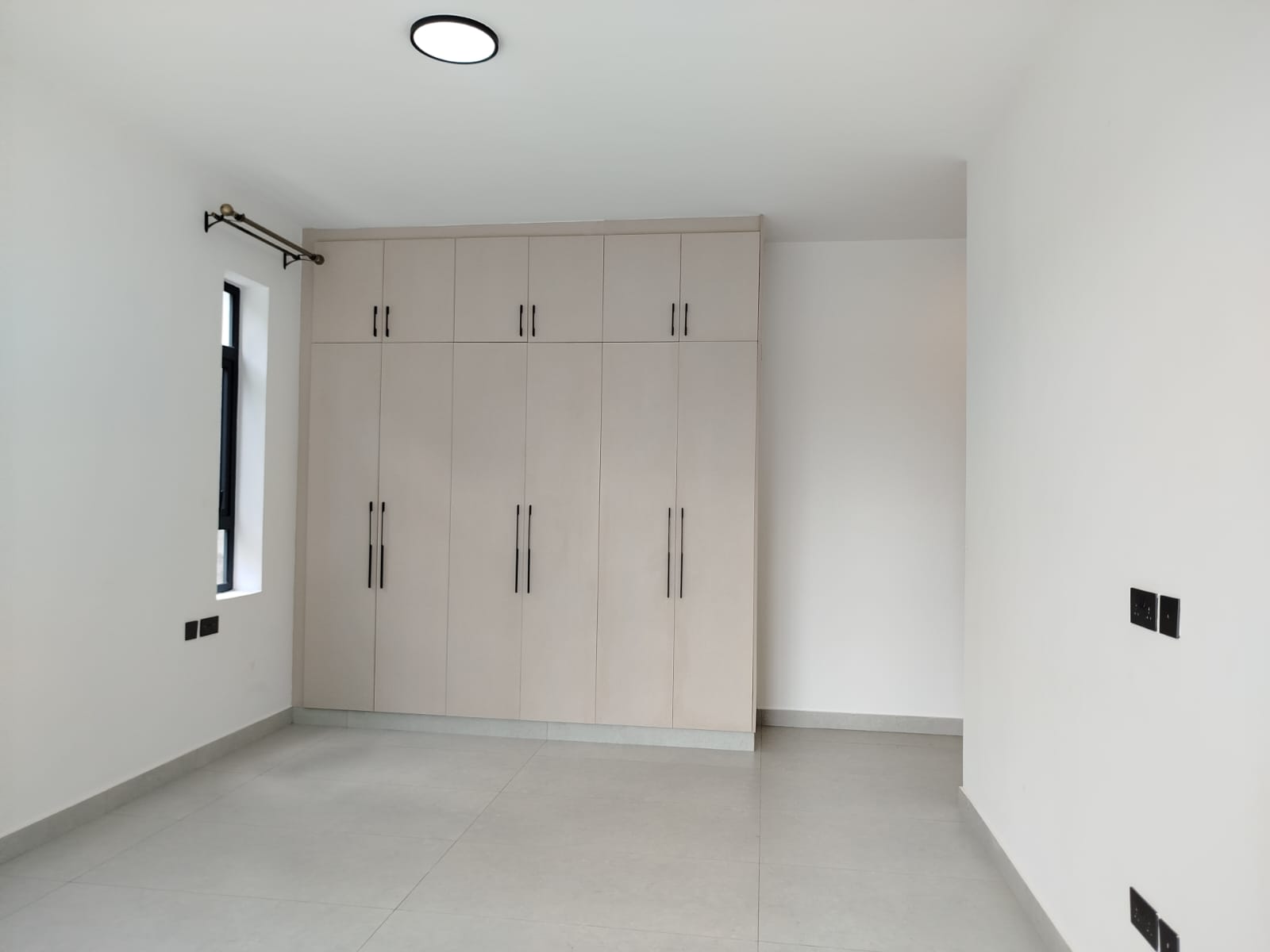 For Sale: Three-Bedroom + DSQ Apartment – Brookside