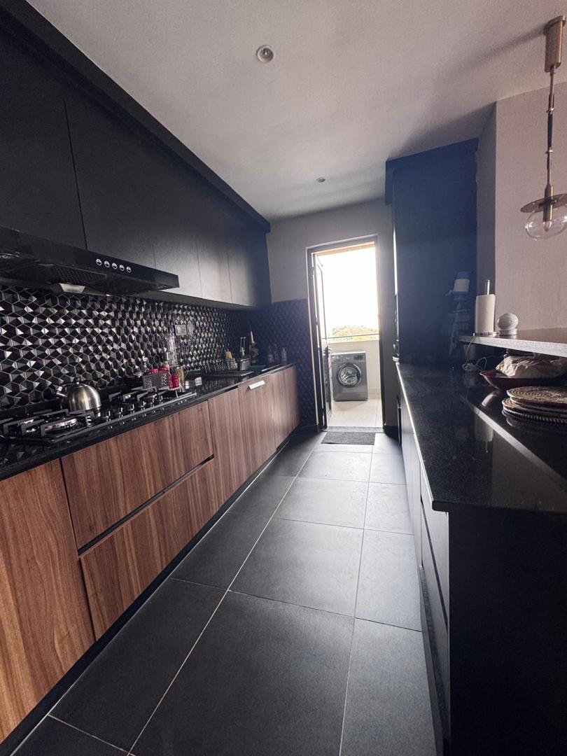 For Rent: Two-Bedroom Apartment with DSQ – Brookside