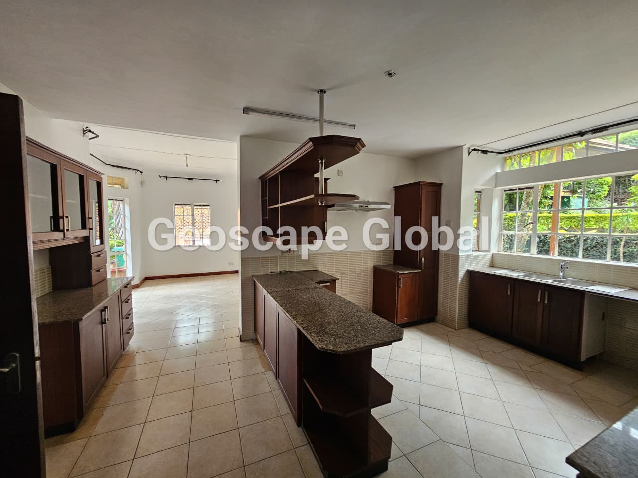 FOR RENT: Five-Bedroom House – Rosslyn