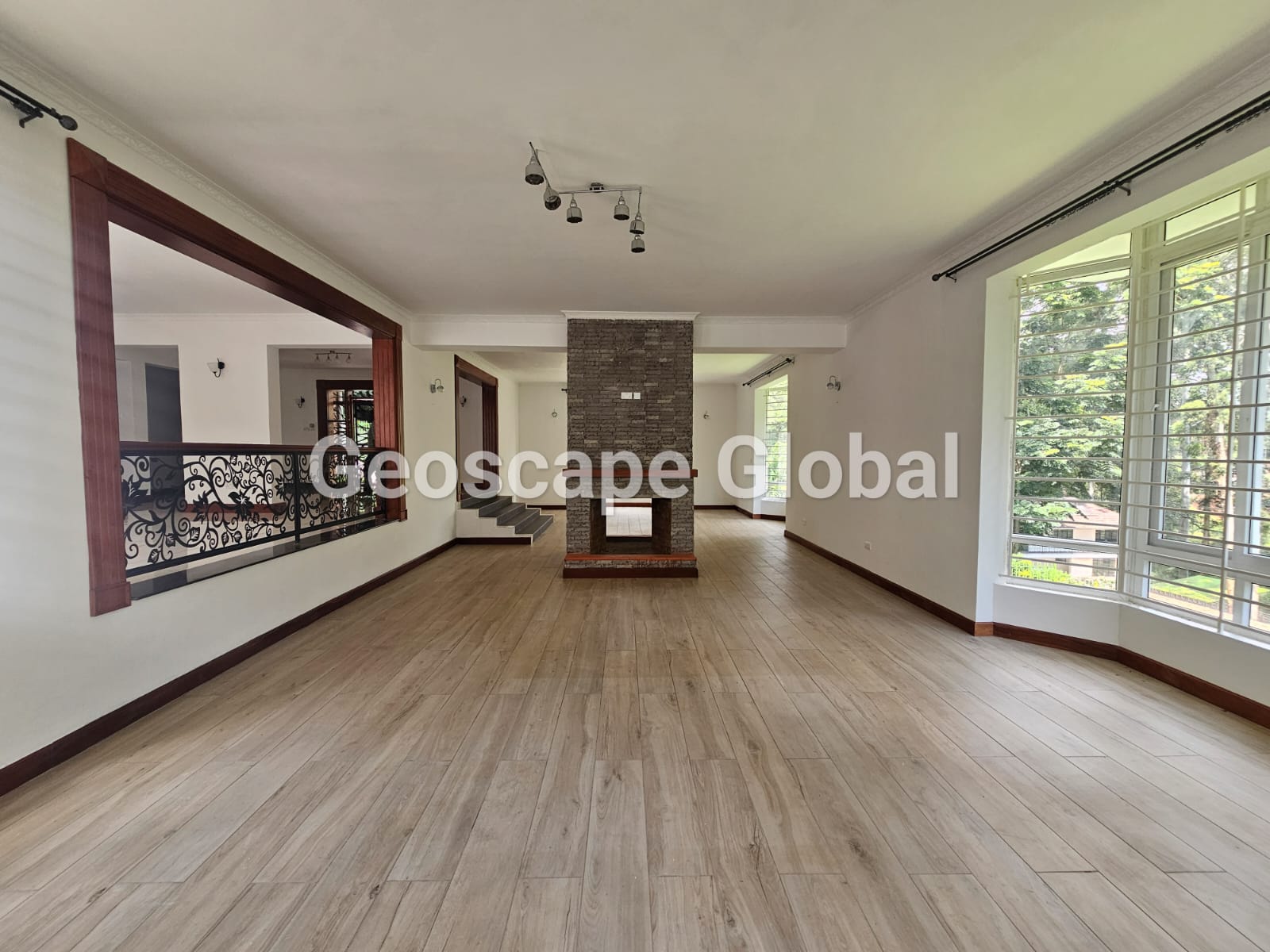 For Rent: 5-Bedroom House – Rosslyn