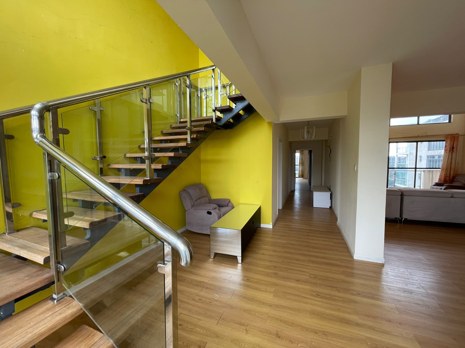 For Rent: 6-Bedroom Penthouse Duplex – Brookside |