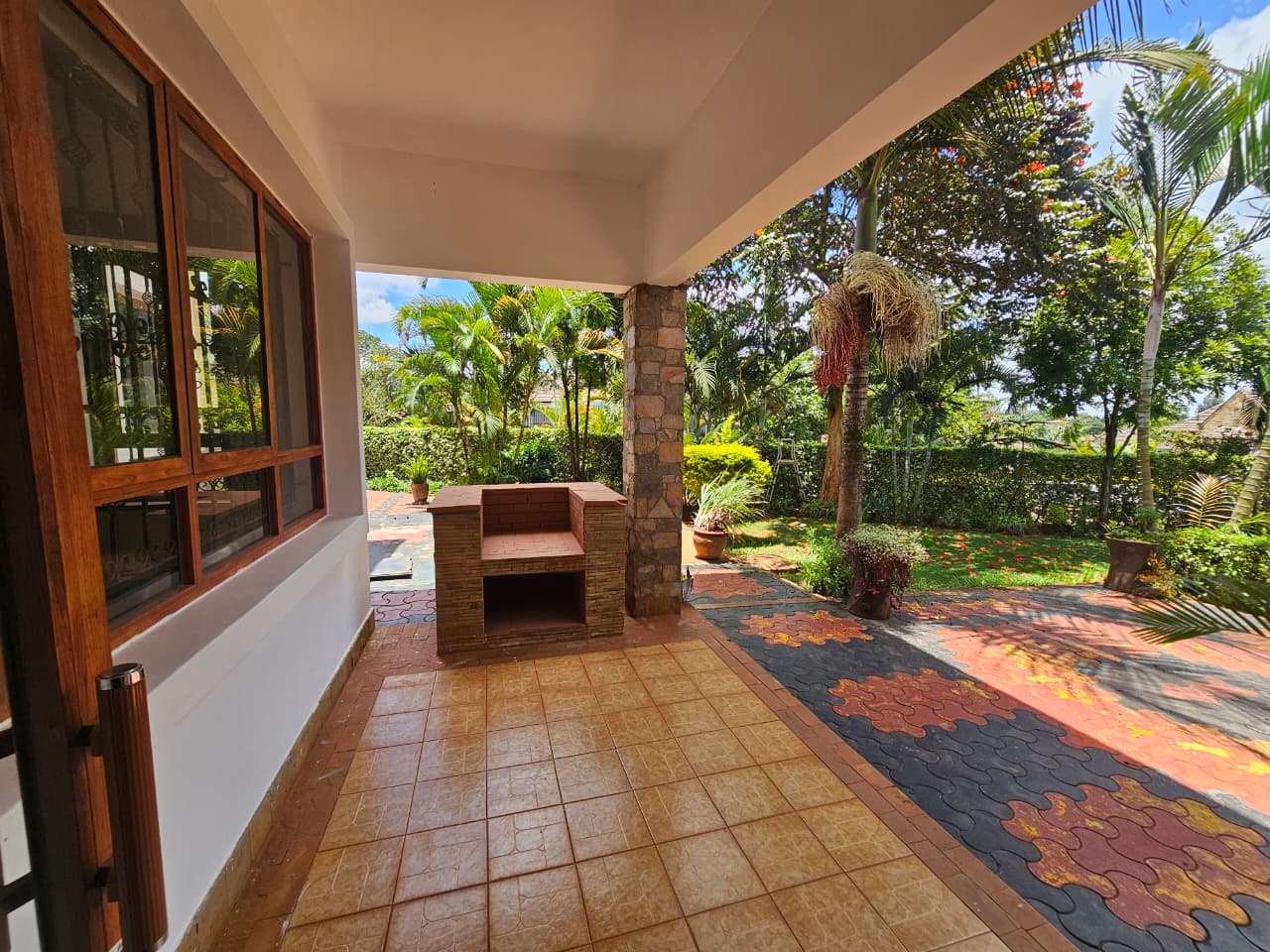 FOR RENT: Five-Bedroom House – Runda