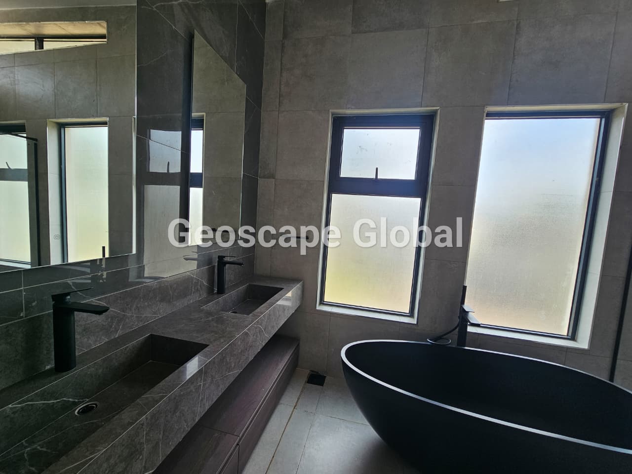 For Rent: Five-Bedroom Villa in a Gated Compound – Runda
