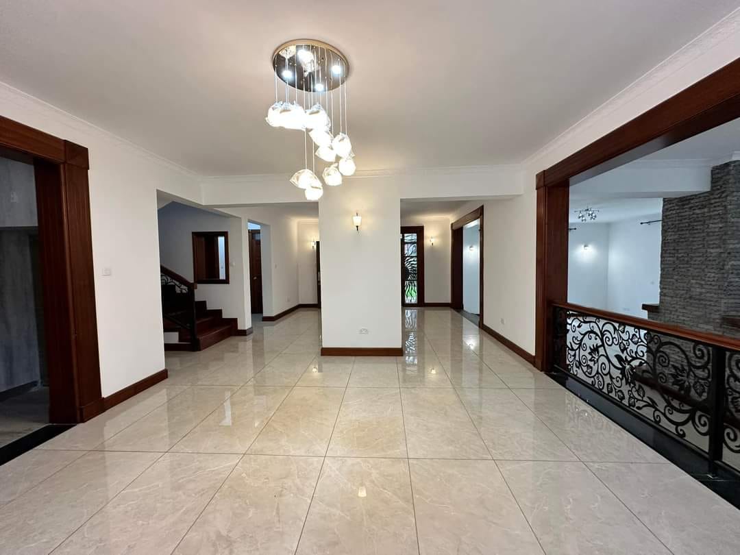 FOR RENT: Five-Bedroom House – Rosslyn (Gated Community