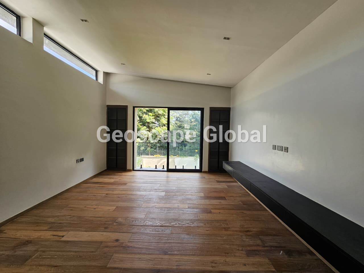 For Rent: Five-Bedroom Villa in a Gated Compound – Runda