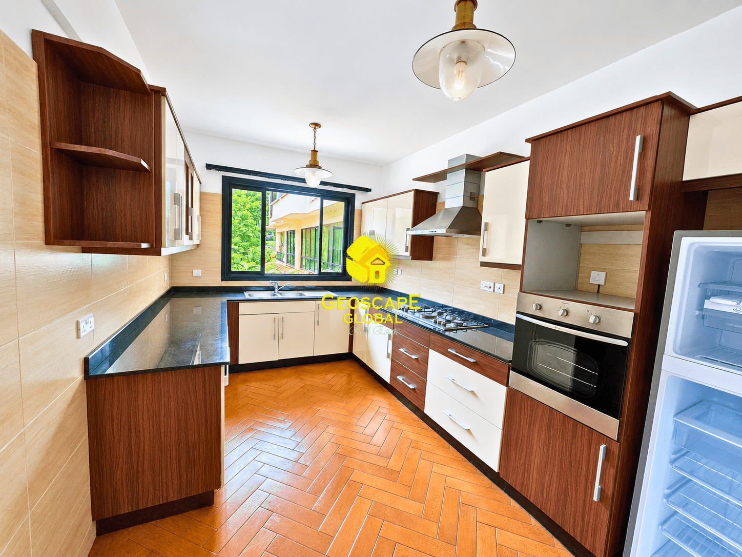 KYUNA – MODERN THREE-BEDROOM TOWNHOUSE FOR RENT