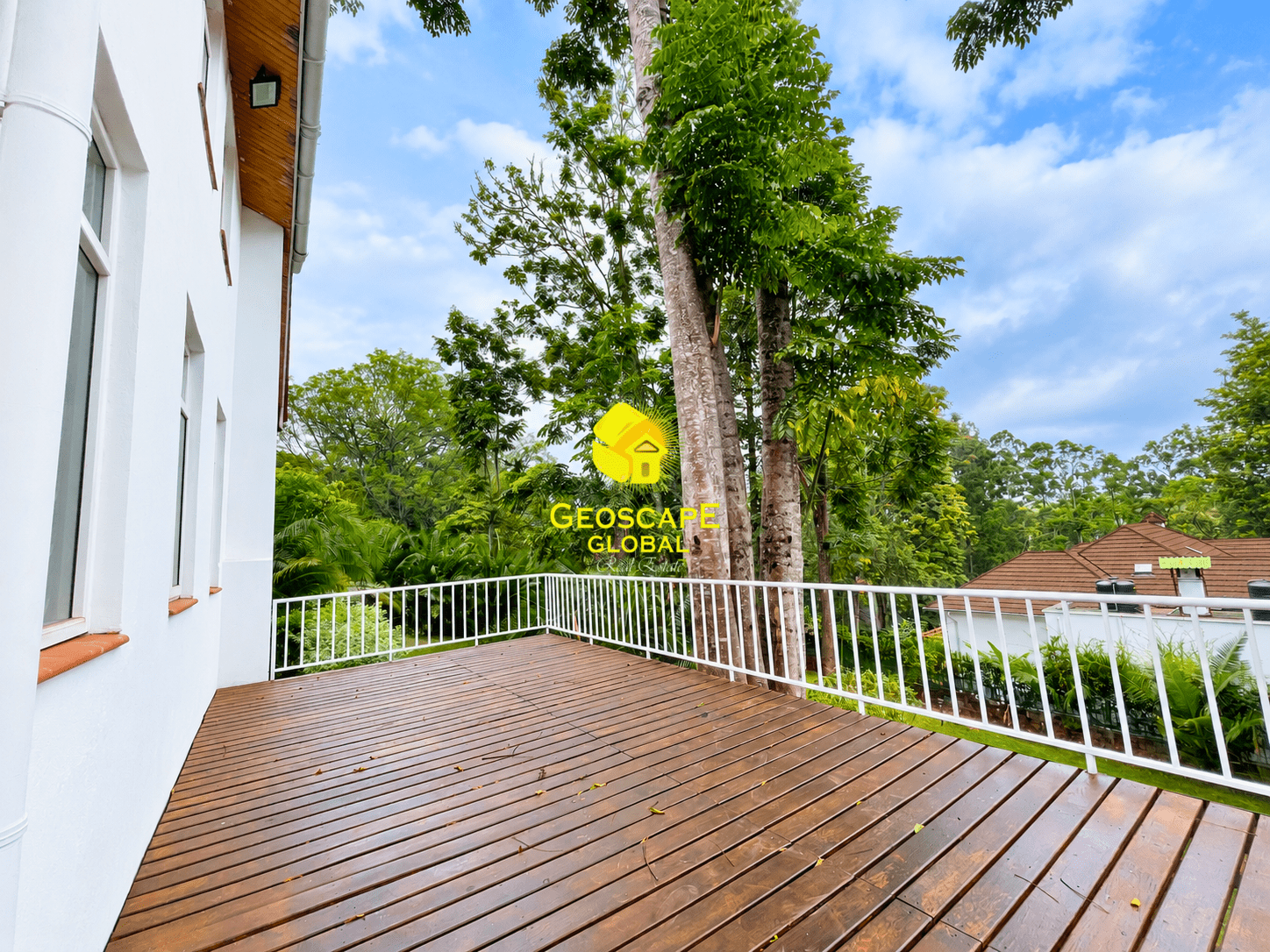 FOR RENT: FIVE-BEDROOM HOUSE – ROSSLYN