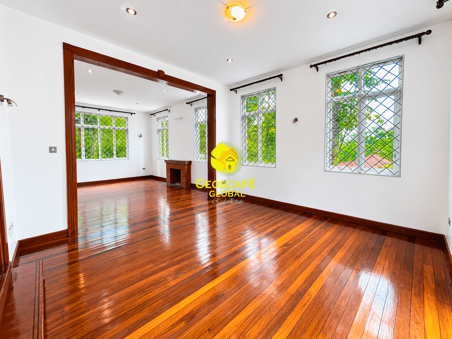 FOR RENT: FIVE-BEDROOM HOUSE – ROSSLYN