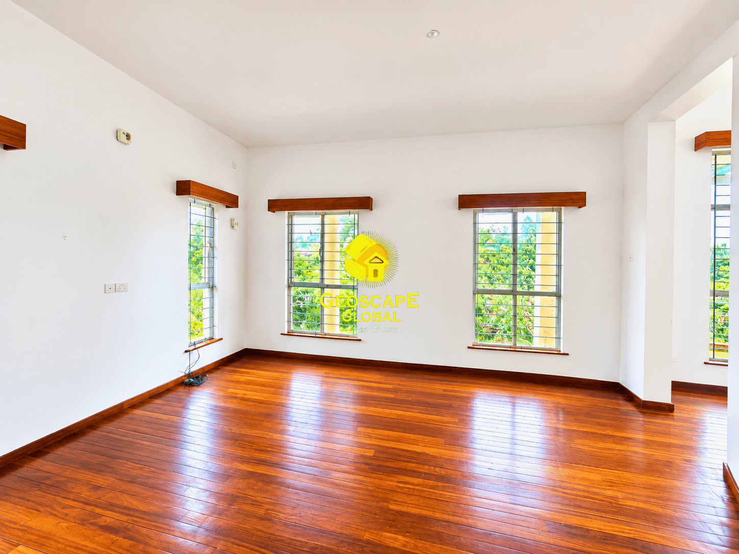FOR RENT: MODERN FOUR-BEDROOM HOUSE – KITISURU