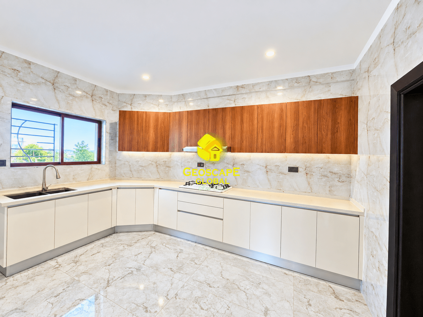 🏡 FOR SALE: Three-Bedroom Furnished Apartments – Kileleshwa