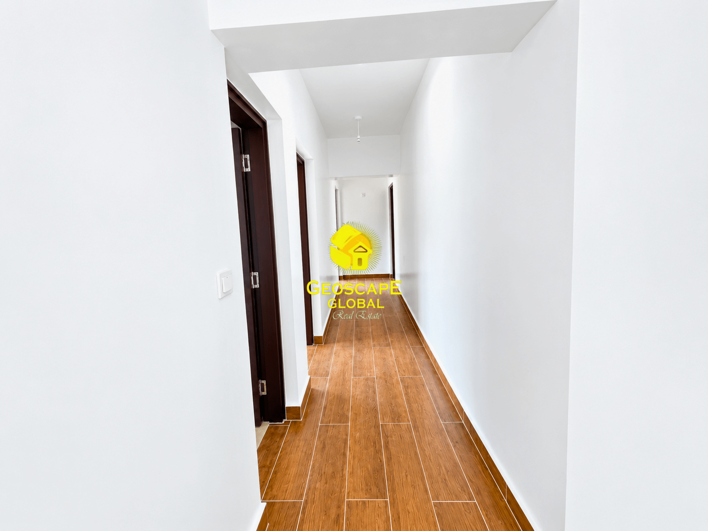 🏡 FOR RENT: Three-Bedroom Unfurnished Apartments – Rosslyn