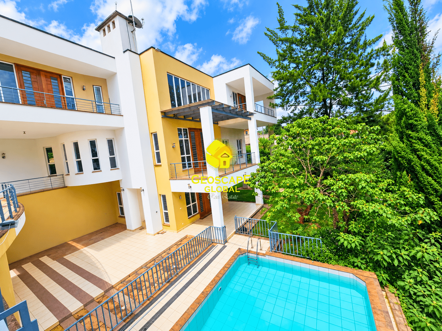 FOR RENT: MODERN FOUR-BEDROOM HOUSE – KITISURU